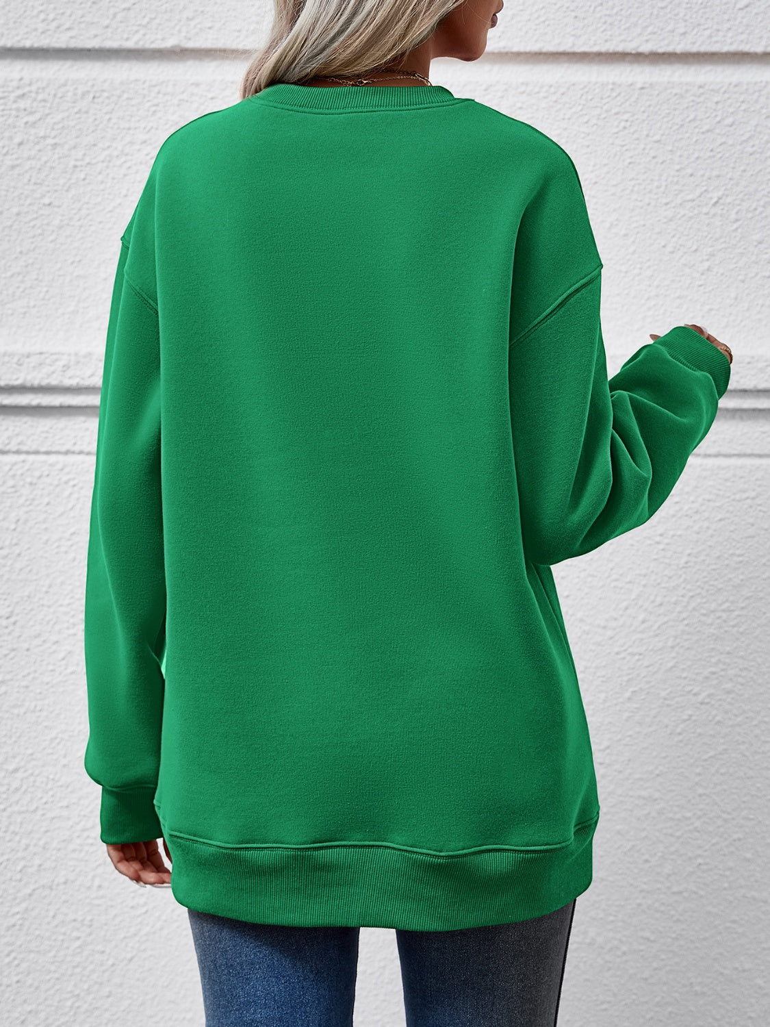 MERRY CHRISTMAS Round Neck Long Sleeve Sweatshirt